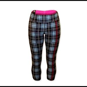 Ink N Burn Women’s Black Plaid Pink Pop Performance Capris